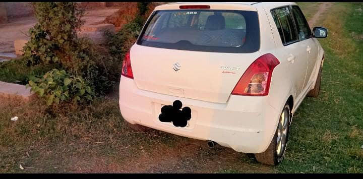 suzuki-swift-dlx-automatic-13-big-2