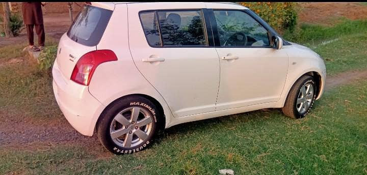 suzuki-swift-dlx-automatic-13-big-3