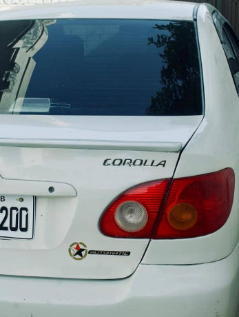 toyota-corolla-2004-big-5