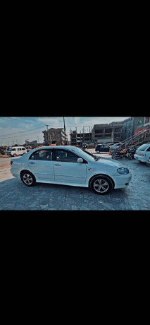toyota-corolla-2004-big-0
