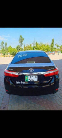 toyota-corolla-gli-2015-very-good-condition-all-documents-original-big-6