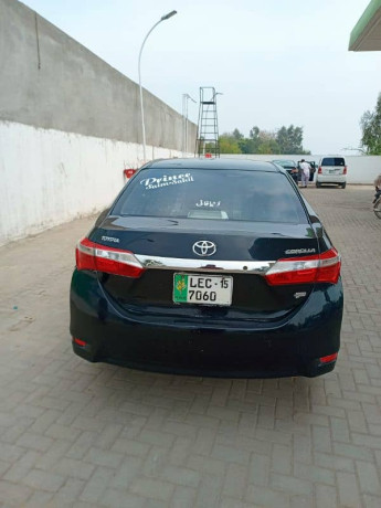 toyota-corolla-gli-2015-very-good-condition-all-documents-original-big-11