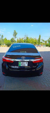 toyota-corolla-gli-2015-very-good-condition-all-documents-original-big-5