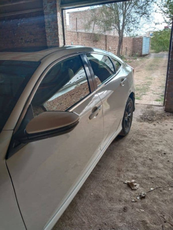 honda-civic-oriel-2018-big-16