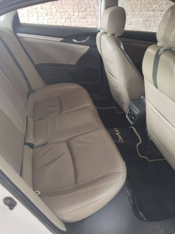 honda-civic-oriel-2018-big-13