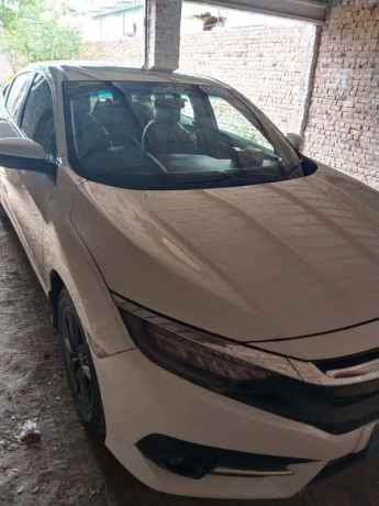 honda-civic-oriel-2018-big-17