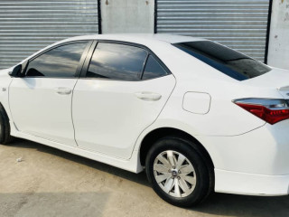 toyota-corolla-altis-x-2021