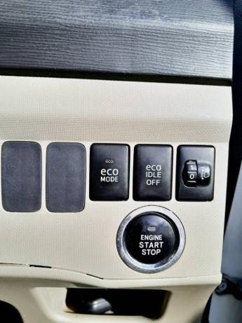 daihatsu-move-top-of-the-line-big-7