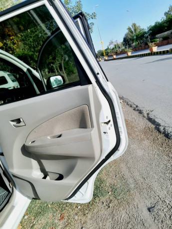 daihatsu-move-top-of-the-line-big-10
