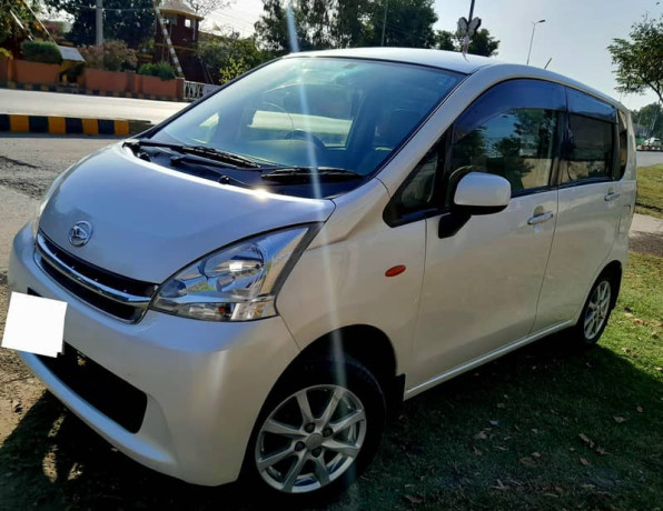 daihatsu-move-top-of-the-line-big-2