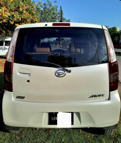 daihatsu-move-top-of-the-line-big-13