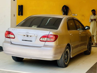 toyota-se-saloon