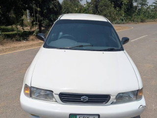 suzuki-baleno-model-2000