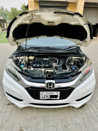 honda-vezel-z-pakg-2-pcs-touch-big-1