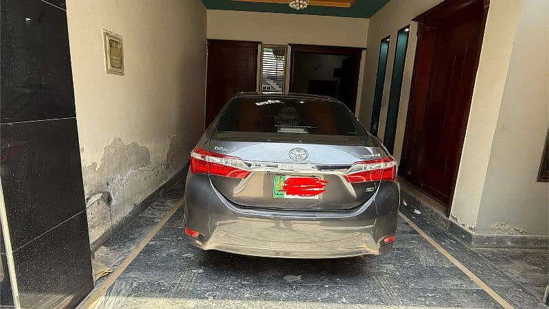 toyota-corolla-gli-2017-big-1