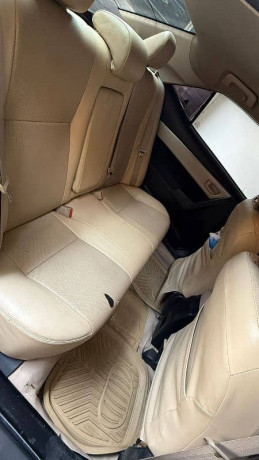 toyota-corolla-gli-2017-big-13