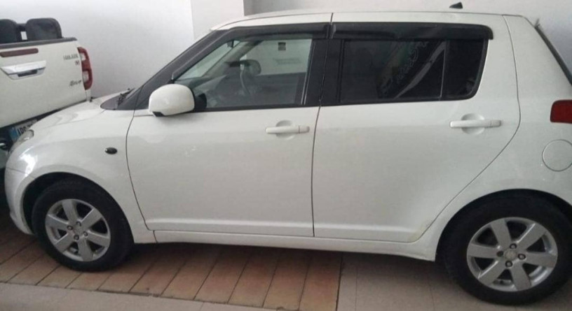 suzuki-swift-13-automatic-big-10
