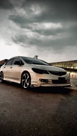 civic-reborn-fully-modified-big-9