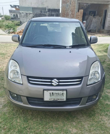 suzuki-swift-13-dlx-navigation-big-0