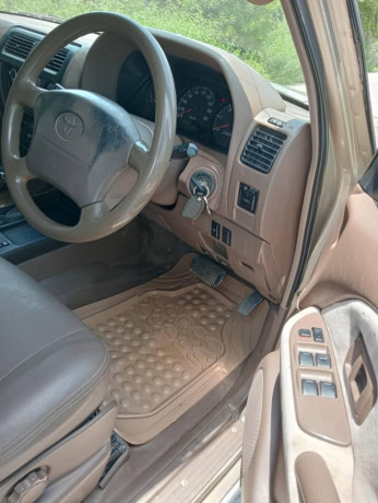prado-tx-2002-big-8