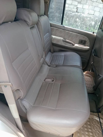 prado-tx-2002-big-9