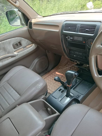 prado-tx-2002-big-7