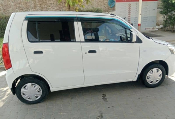 suzuki-wagon-r-2018-big-4