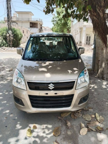 suzuki-wagon-r-2017-big-0