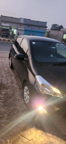 toyota-vitz-full-option-total-original-20192023-big-3
