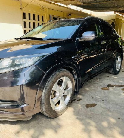 honda-vezel-x-package-big-5