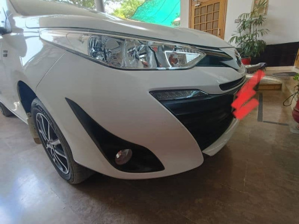toyota-yaris-2021-ativ-x-cvti-top-of-the-line-automatic-big-5