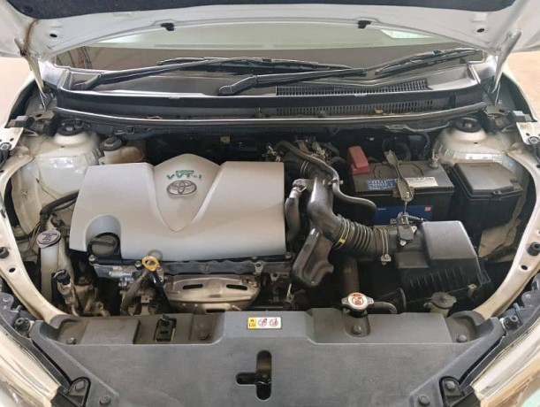 toyota-yaris-2021-ativ-x-cvti-top-of-the-line-automatic-big-1