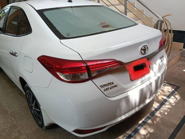 toyota-yaris-2021-ativ-x-cvti-top-of-the-line-automatic-big-9
