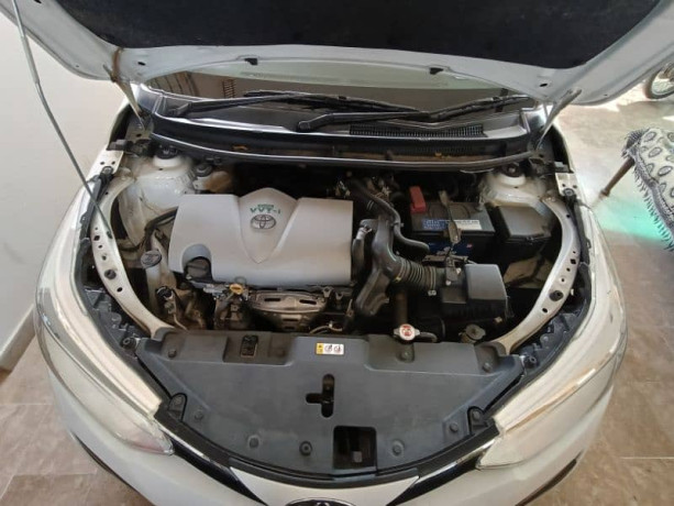 toyota-yaris-2021-ativ-x-cvti-top-of-the-line-automatic-big-2