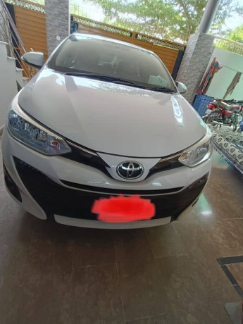 toyota-yaris-2021-ativ-x-cvti-top-of-the-line-automatic-big-8
