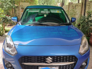 suzuki-swift-glx-cvt-2022