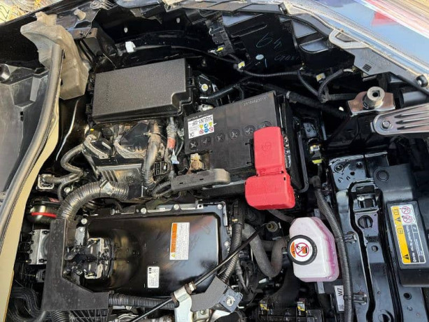 toyota-corolla-cross-hev-x-2024-03348686612-big-5