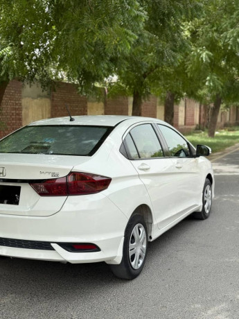 honda-city-12-cvt-2022-big-3