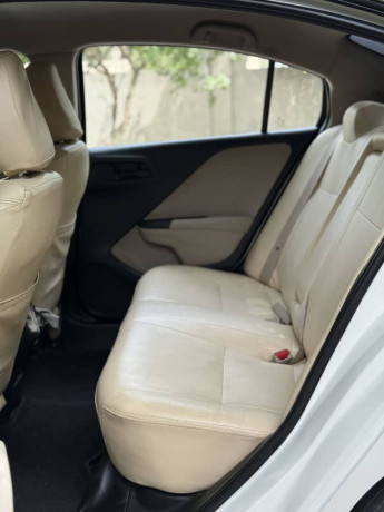 honda-city-12-cvt-2022-big-11