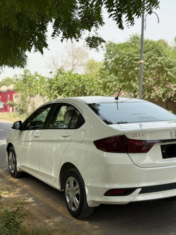 honda-city-12-cvt-2022-big-4