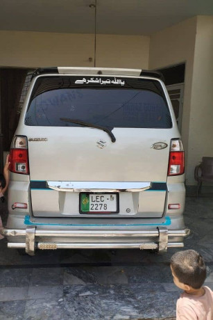 suzuki-apv-2009-big-0
