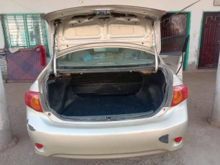 toyota-corolla-gli-2010