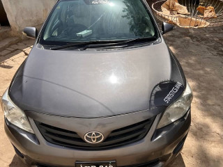 toyota-corolla-gli-2012
