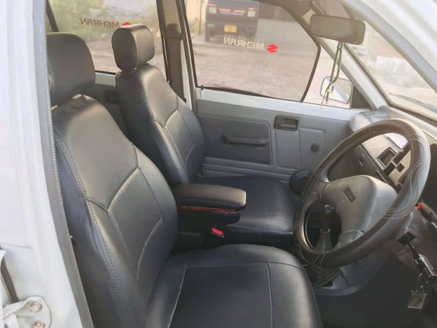 suzuki-mehran-vx-2016-big-6