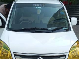 wegnor-vxl-car-2017-model-just-bay-drive