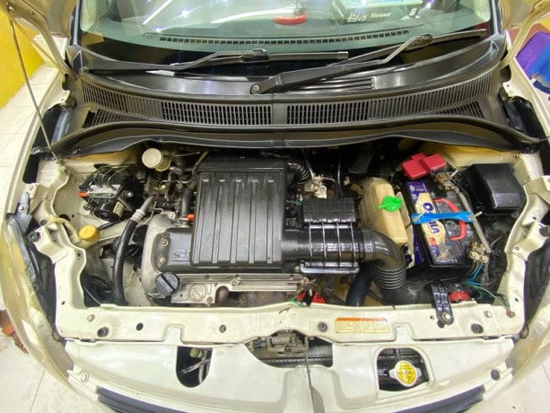 suzuki-swift-2012-big-5