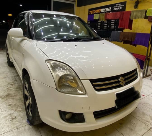 suzuki-swift-2012-big-0