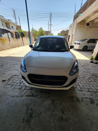 suzuki-swift-glx-cvt-2024-big-10