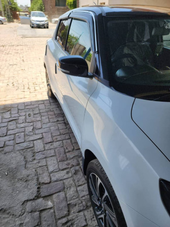 suzuki-swift-glx-cvt-2024-big-6