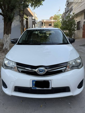 corolla-axio-big-0